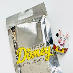 2023 Disney Hidden Mickey Mystery Pin Rabbit Eggs - White Rabbit Alice in Wonder